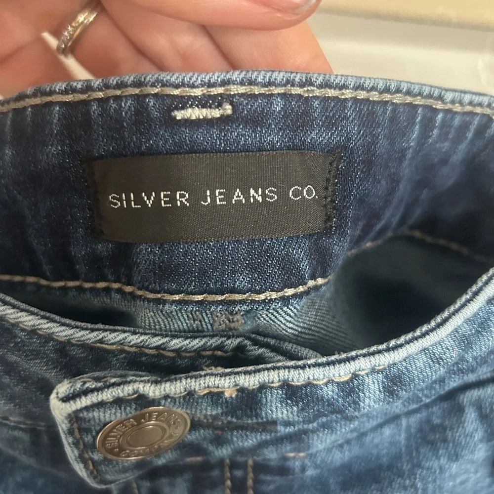 Silver Jeans Dark Blue Denim Shorts - Picture 4 of 7